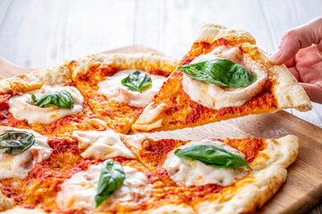 ピザ　ピザ・マルゲリータ