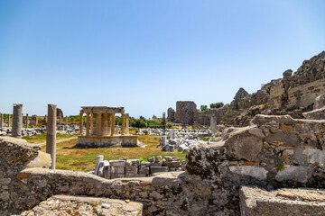 roman forum ruins