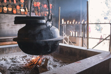 広島県・宮島　弥山の霊火堂　消えずの火と茶釜　Eternal fire and big tea kettle at Reikado Hall in Mt. Misen, Miyajima, Hiroshima