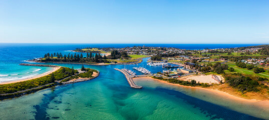 D Bermagui river delta short pan