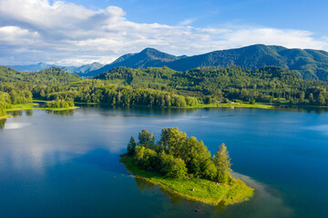 Fototapeta na wymiar Drone View of a Beautiful Pacific Northwest Lake