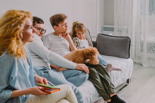 540px x 360px - Serious Mother And Teenage Son Images â€“ Browse 447 Stock Photos, Vectors,  and Video | Adobe Stock