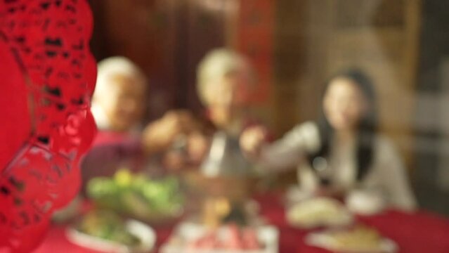 happy chinese new year reunion dinner oriental families
