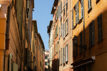 Fototapeta na wymiar old town streets view in south france and french architecture