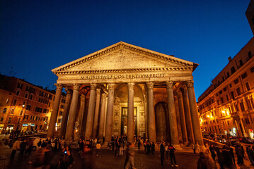 Obraz premium Pantheon, Rome, Italy. View from the square at sunset.