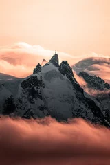 Foto op Plexiglas Mont Blanc Coucher de Soleil sur l'aiguille du Midi, Chamonix Mont-Blanc