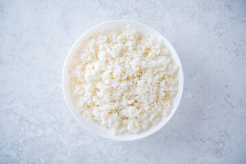 Fototapeta na wymiar White cooked rice in a bowl