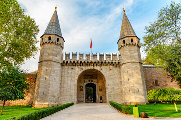 Fototapeta na wymiar The Gate of Salutation in Topkapi Palace, Istanbul, Turkey