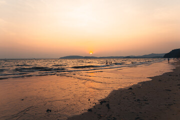 Fototapeta premium orange sunset at sea in summer