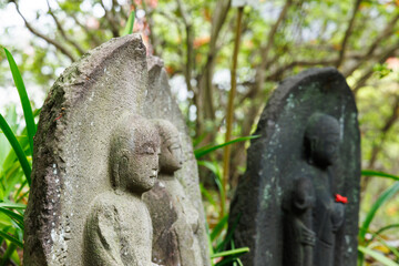 Obraz premium 参道にある地蔵