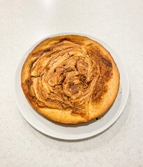 Maple-pecan morning bun breakfast cake