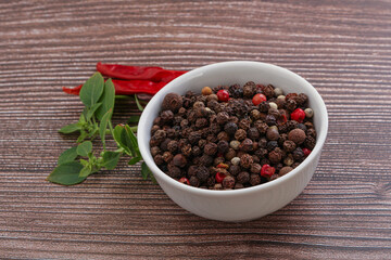 Red, black, yellow pepper mix