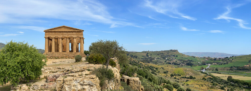 Valle dei Templi, Sicily