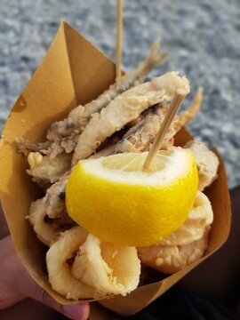 Cuoppo D'amalfi Italy Cinque Terre Seafood Lemon