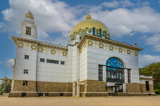 Die Kirche am Steinhof wurde von 1904 bis 1907 nach Entw&uuml;rfen von Otto Wagner erbaut und gilt als eines der bedeutendsten Bauwerke des Wiener Jugendstils. 