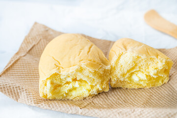 さわやかレモンパン