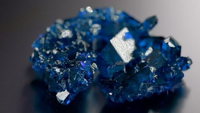 semi-precious stones and gemstone raw materials for jewelry