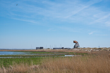 Landscape Marker Wadden with bird house