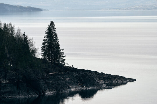 by the banks of Lake Mjøsa