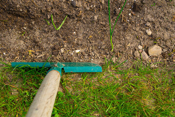cutting corners in the lawn, fine tuning of paths