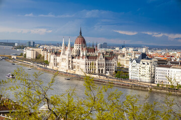 Fototapeta premium Hungarian parliament, embankment of Danube river, Budapest, Hungary, Europe