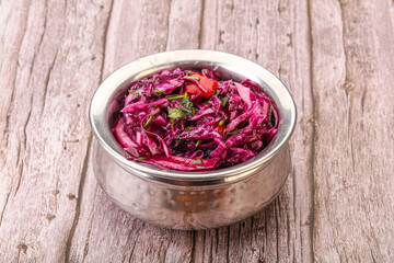 Pickled red cabbage with herbs