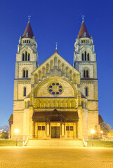 Fototapeta premium St. Francis of Assisi Church in Vienna, Austria at night