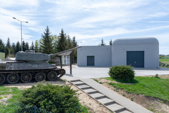 The largest fortifications in Poland from World War II - Festungsfront Oder-Warthe-Bogen MRU