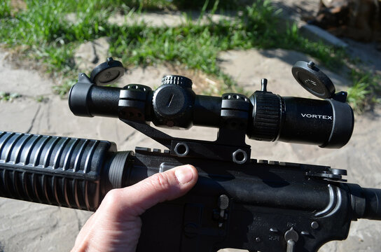 Vortex rifle scope STRIKE EAGLE 1-8x24 on AR-15 assault rifle. Kiev,Ukraine. May 4, 2022.