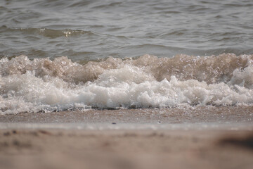 Ocean wave pushing towards the shore © Christine