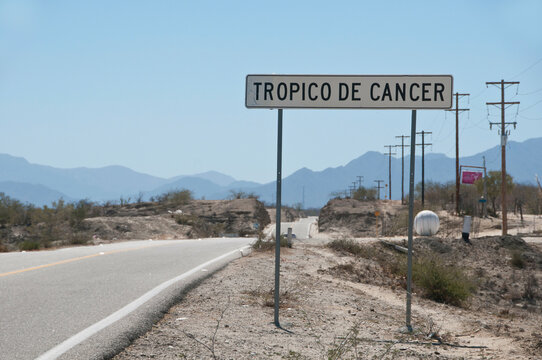 Mexico, Baja California Sur, Tropic of cancer road sign