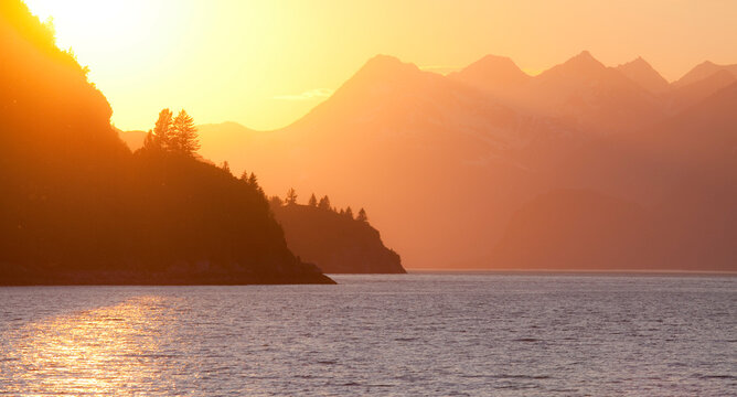 Mountains at sunset, Blue Mouse Cove, Glacier Bay National Park, Alaska, USA