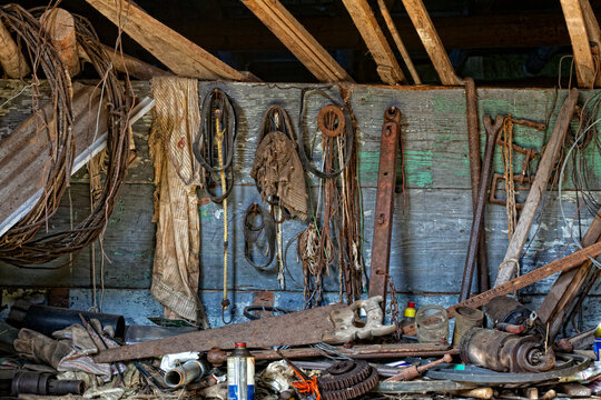 USA, Washington, Silverdale, Historic Petersen Farm, Workshop with rusty tools