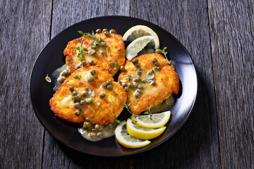 chicken piccata with lemon capers butter sauce