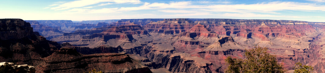 Fototapeta na wymiar Grand Canyon - Rim Trail Panoramic View