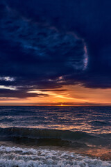 Obraz na płótnie Canvas sunset at baltic sea vibrant scenery