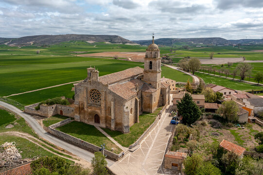 View of Colegiata de Nuestra Se?ora del Manzano Castrojeriz - Spain