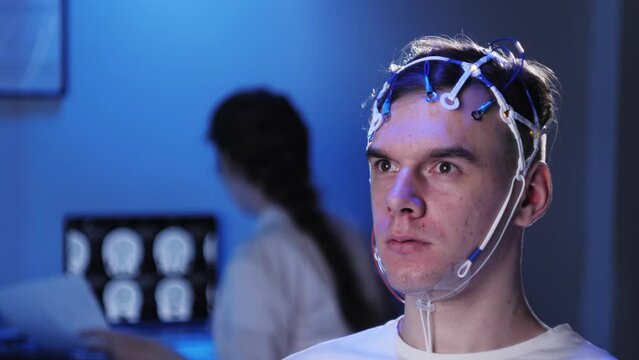 Electrogram - Images et vidéos libres de droits | Adobe Stock