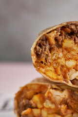 primer plano de un burrito mexicano