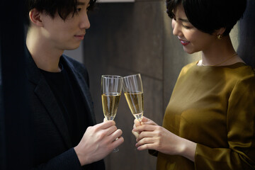 Men and women toasting