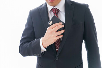 スマホを使うビジネスマン