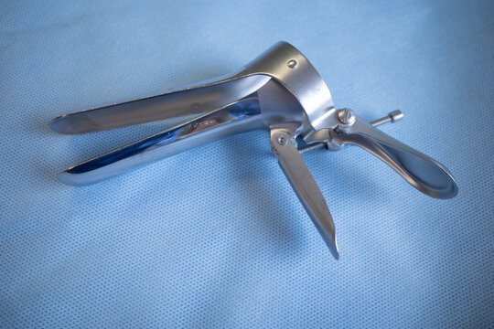 speculum for a gynecological examination