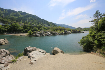 徳島県東みよし町　美濃田の淵