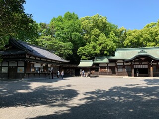 熱田神宮境内の上知我麻神社