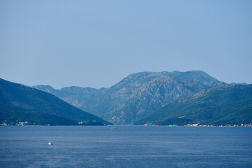 Fototapeta na wymiar Panoramic view of the sea and mountains