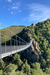 La passerelle de Mazamet, un chemin aérien de Mazamet à Hautpoul à 70 mètres au dessus du vide...
