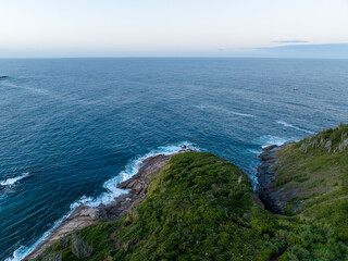 Vista aérea da peninsula de João Fernandes em Búzios, Rio de Janeiro