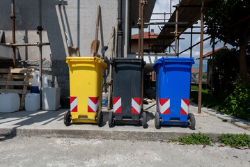 Fototapeta na wymiar containers for separate waste collection