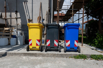 containers for separate waste collection