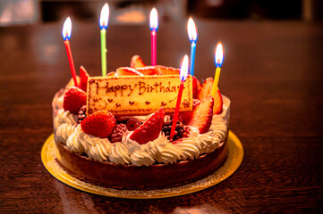 誕生日ケーキ